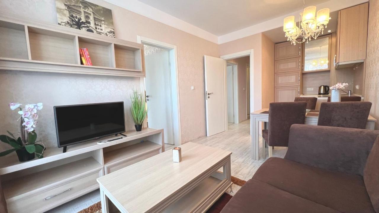 Bratanov Harmony Monte Carlo Apartment Pantai Sunny Luaran gambar