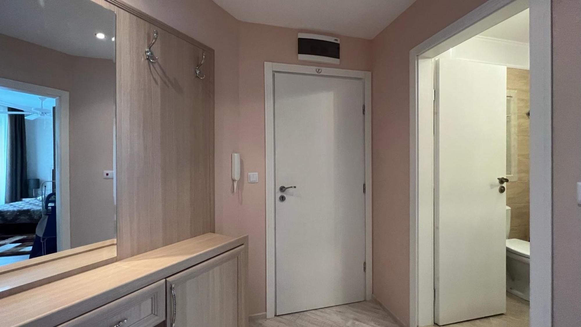 Bratanov Harmony Monte Carlo Apartment Pantai Sunny Luaran gambar