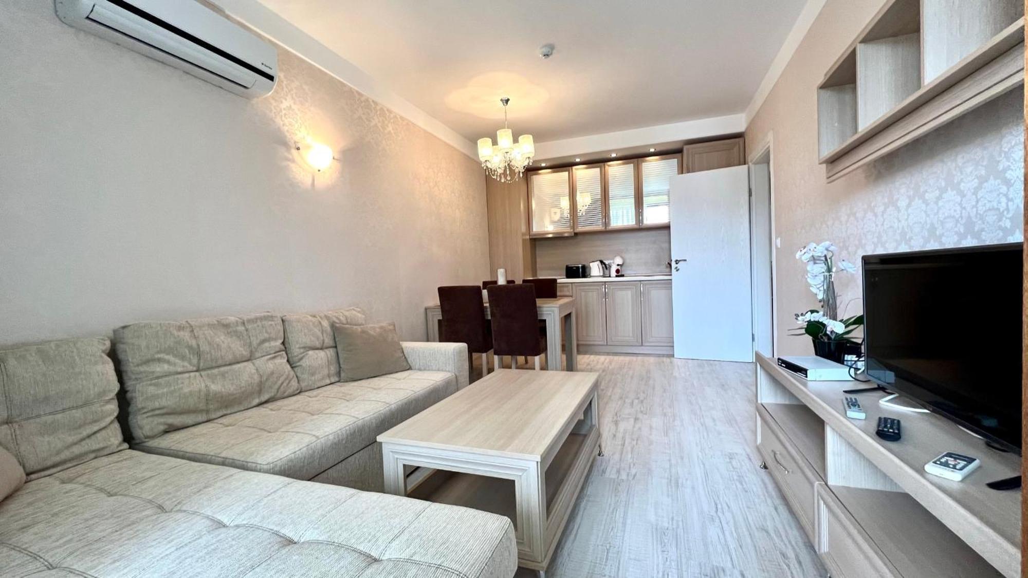Bratanov Harmony Monte Carlo Apartment Pantai Sunny Luaran gambar
