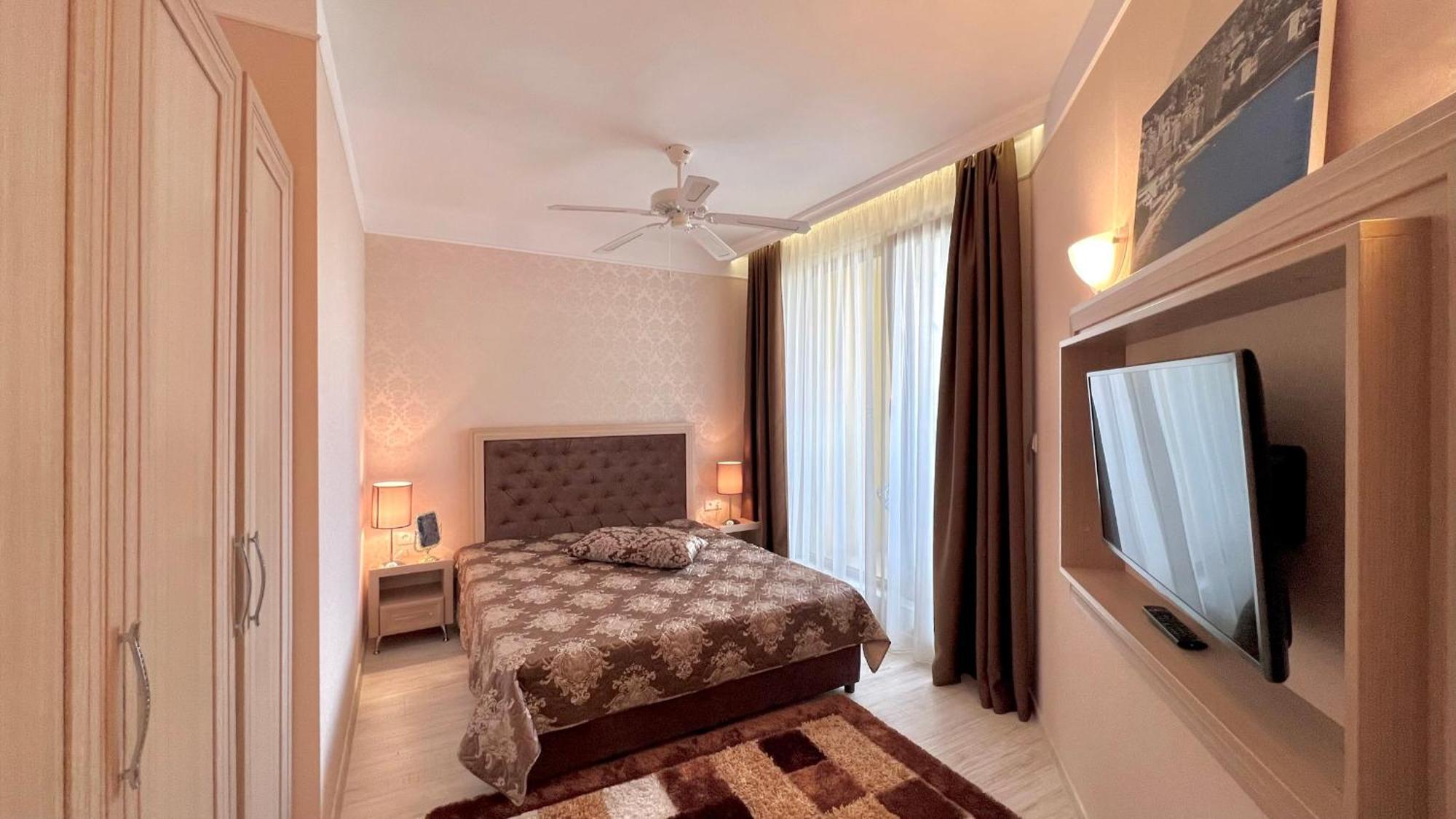Bratanov Harmony Monte Carlo Apartment Pantai Sunny Luaran gambar