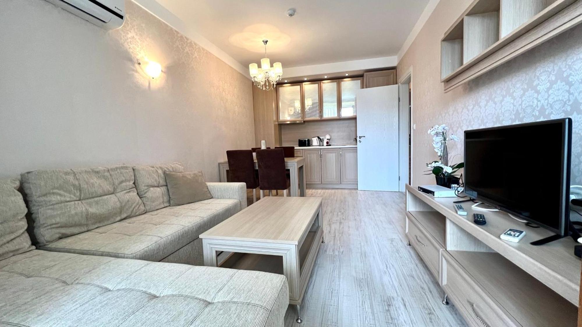 Bratanov Harmony Monte Carlo Apartment Pantai Sunny Luaran gambar
