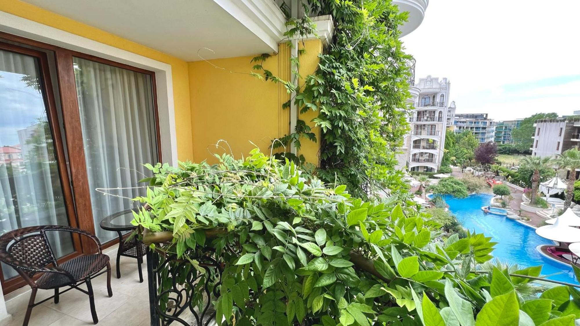 Bratanov Harmony Monte Carlo Apartment Pantai Sunny Luaran gambar